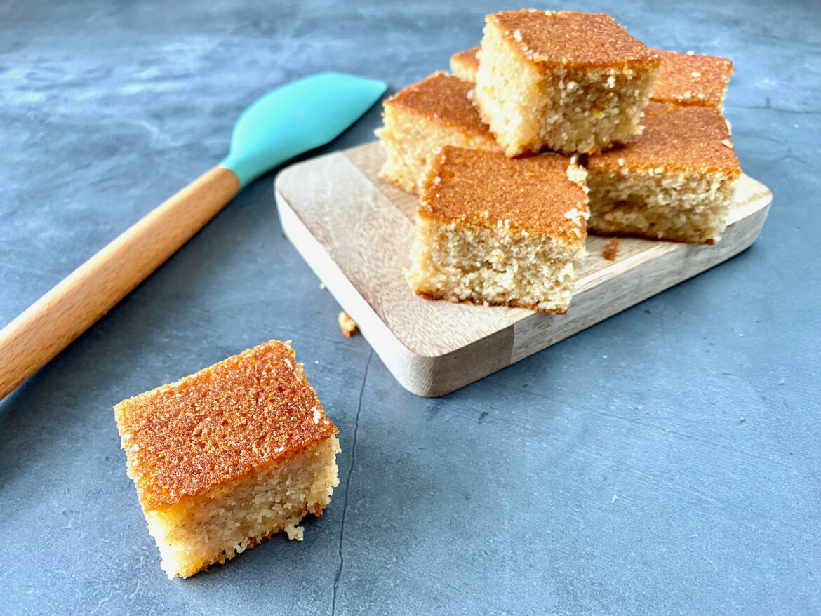 sinaasappel cake met griesmeel