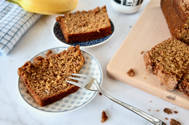 Makkelijk bananencake recept met kaneel